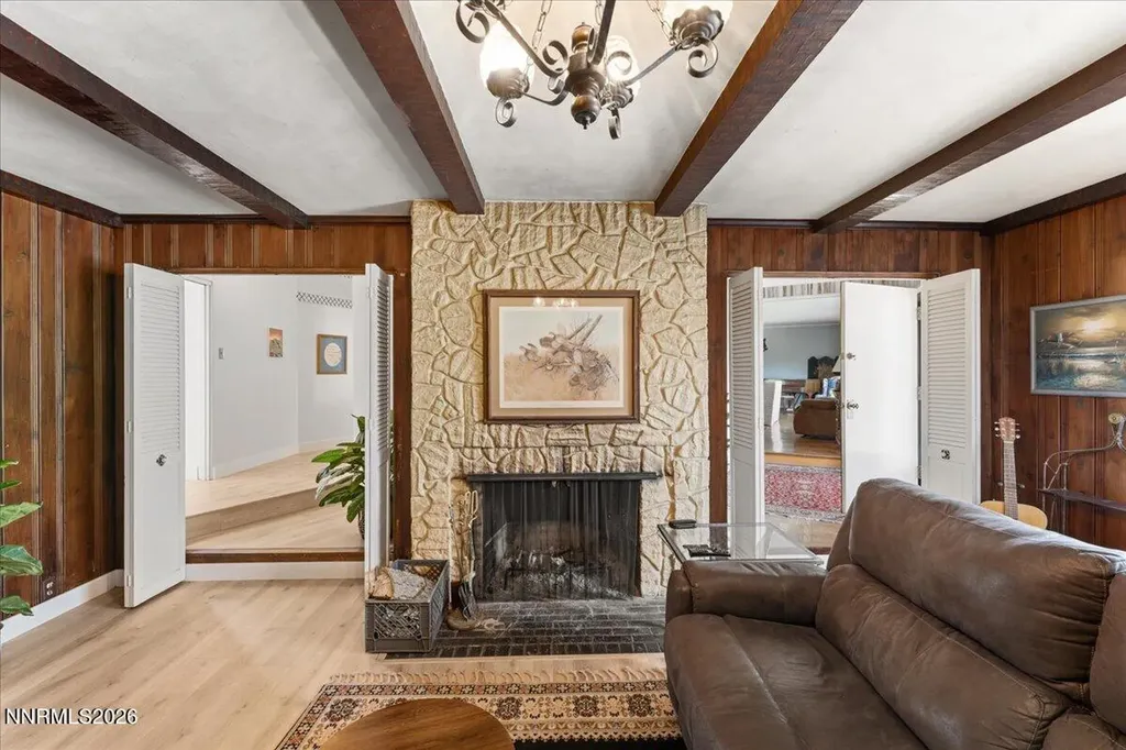 3850 Plumas Reno NV 89509