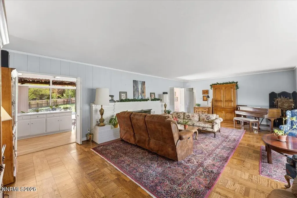 3850 Plumas Reno NV 89509