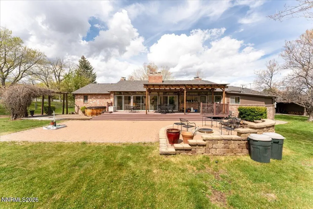 3850 Plumas Reno NV 89509
