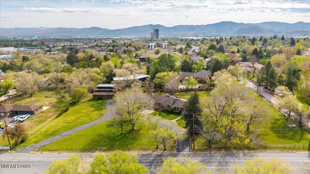 3850 Plumas Reno NV 89509