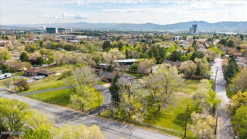 3850 Plumas Reno NV 89509