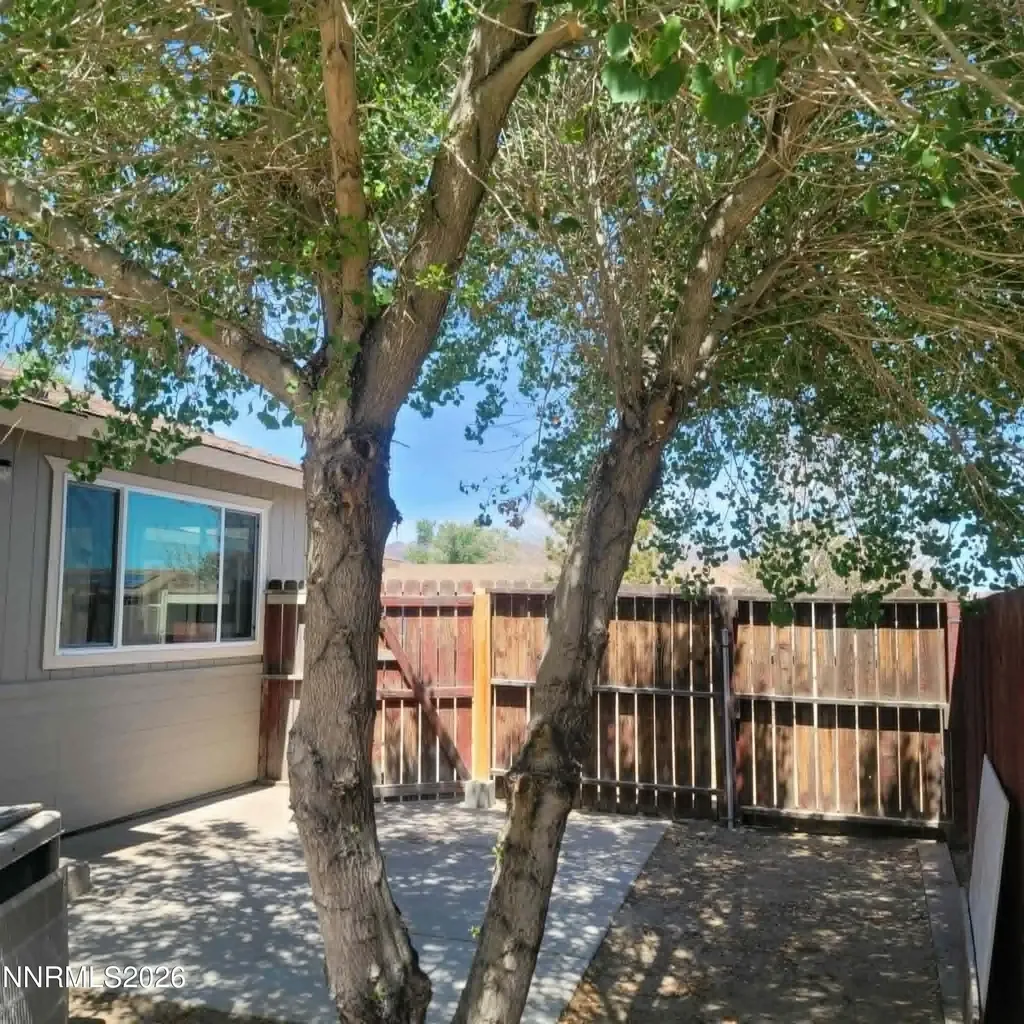 1281 Newlands Fernley NV 89408