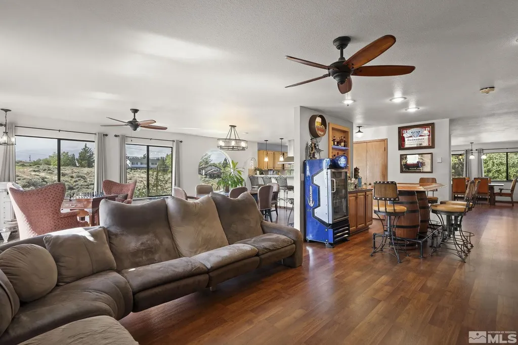 3075 Markridge Reno NV 89509