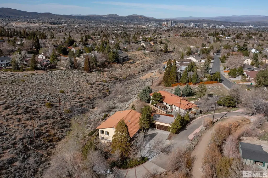 3075 Markridge Reno NV 89509