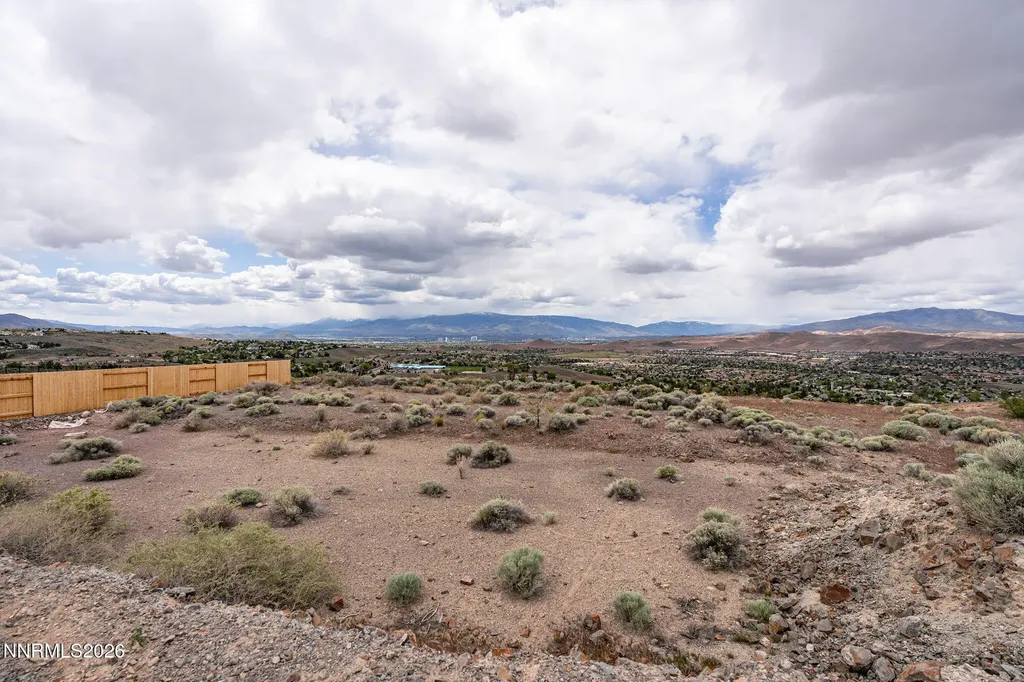 5475 Vista Terrace Sparks NV 89436