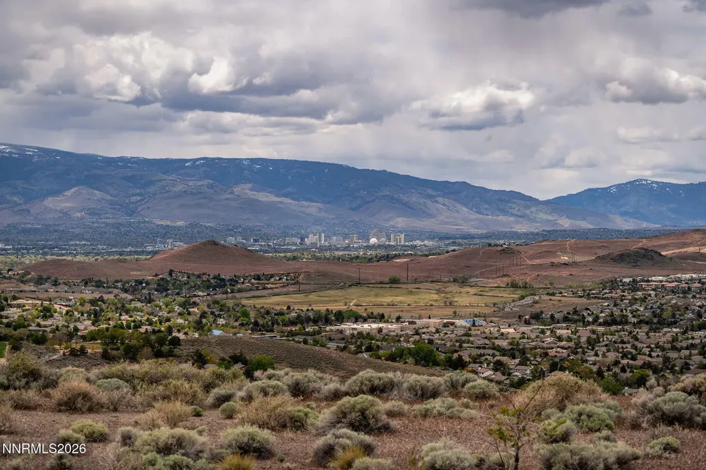 5475 Vista Terrace Sparks NV 89436