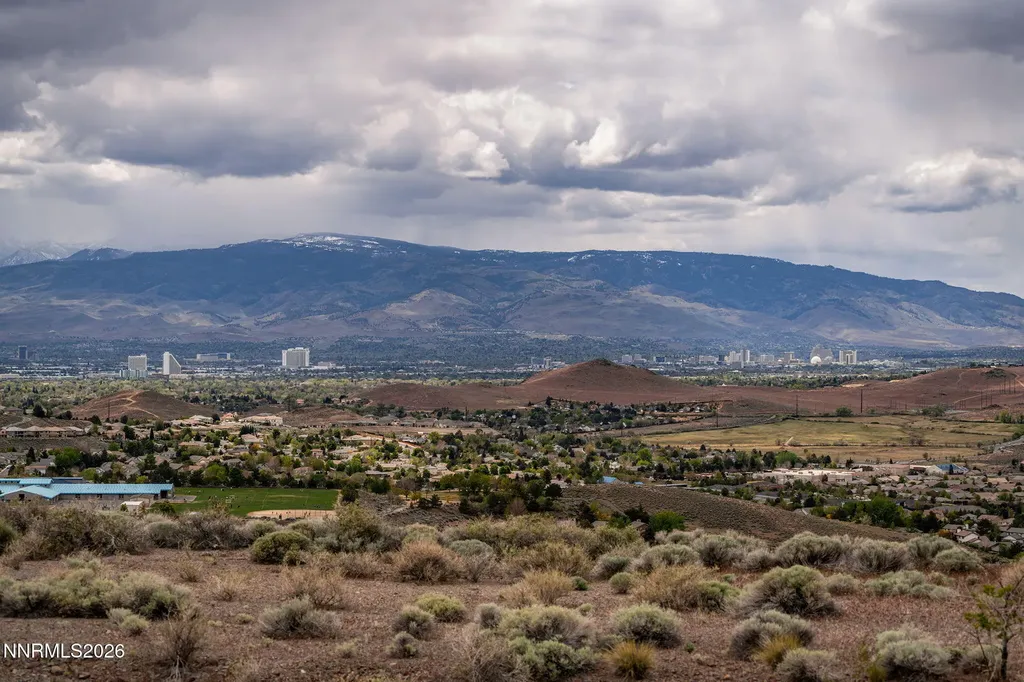 5475 Vista Terrace Sparks NV 89436