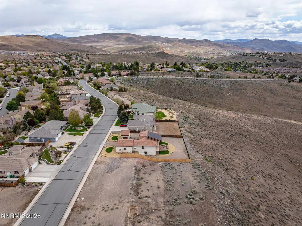 5475 Vista Terrace Sparks NV 89436