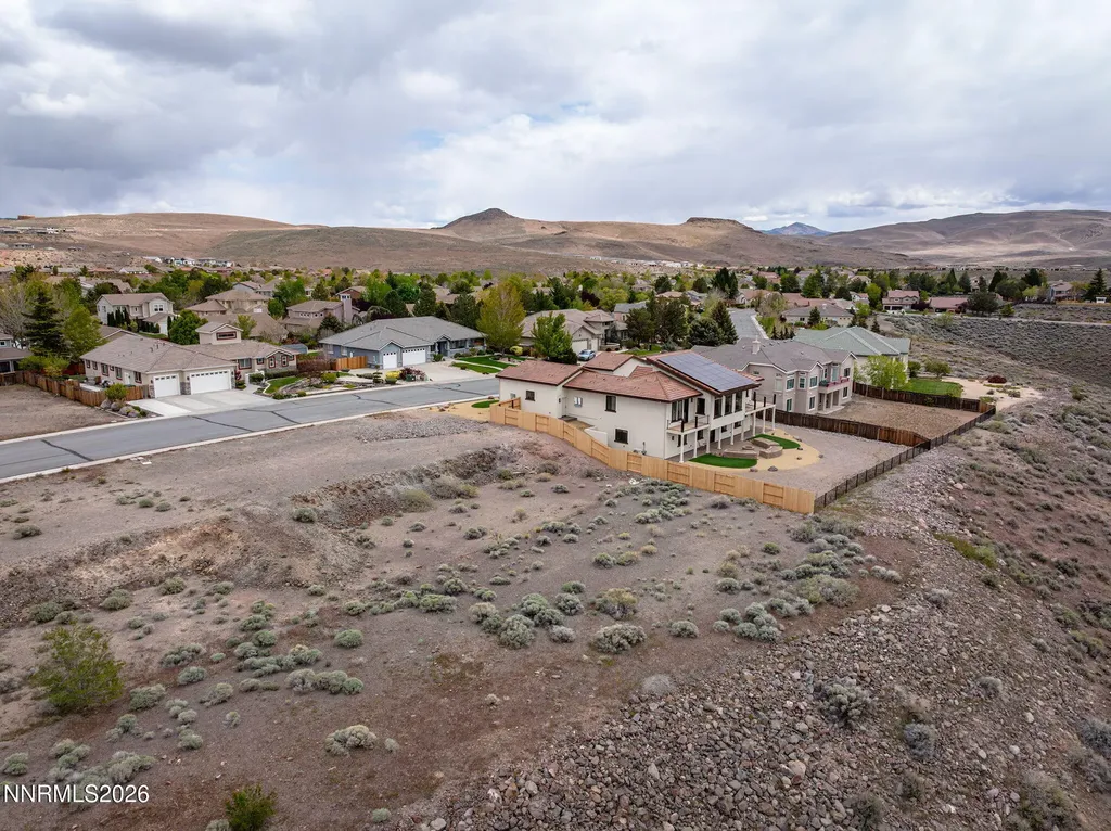 5475 Vista Terrace Sparks NV 89436