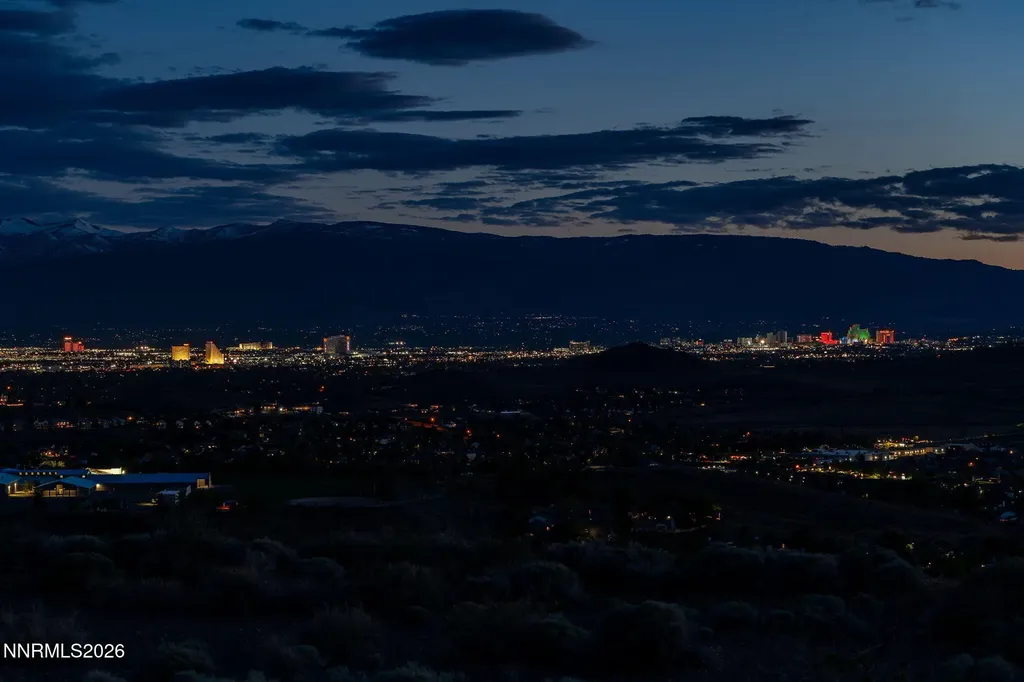 5475 Vista Terrace Sparks NV 89436