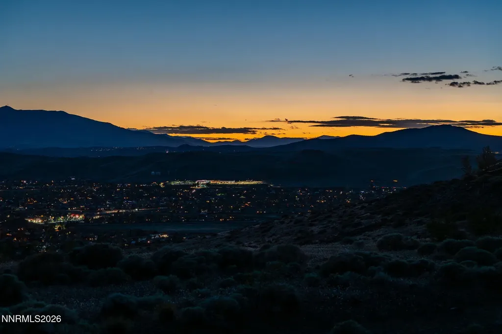 5475 Vista Terrace Sparks NV 89436