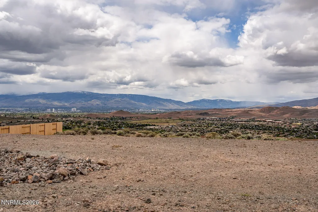 5475 Vista Terrace Sparks NV 89436