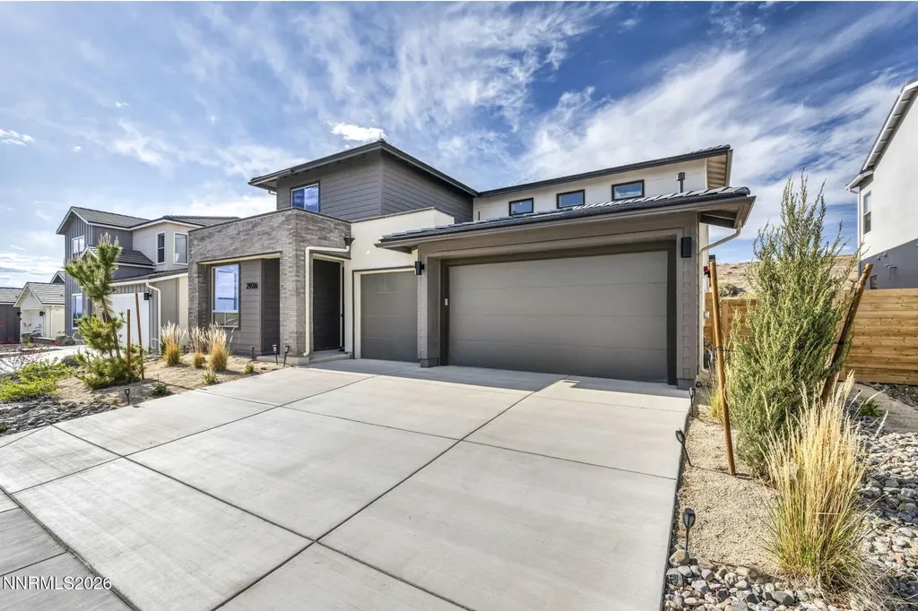 2926 Earthstone Sparks NV 89436