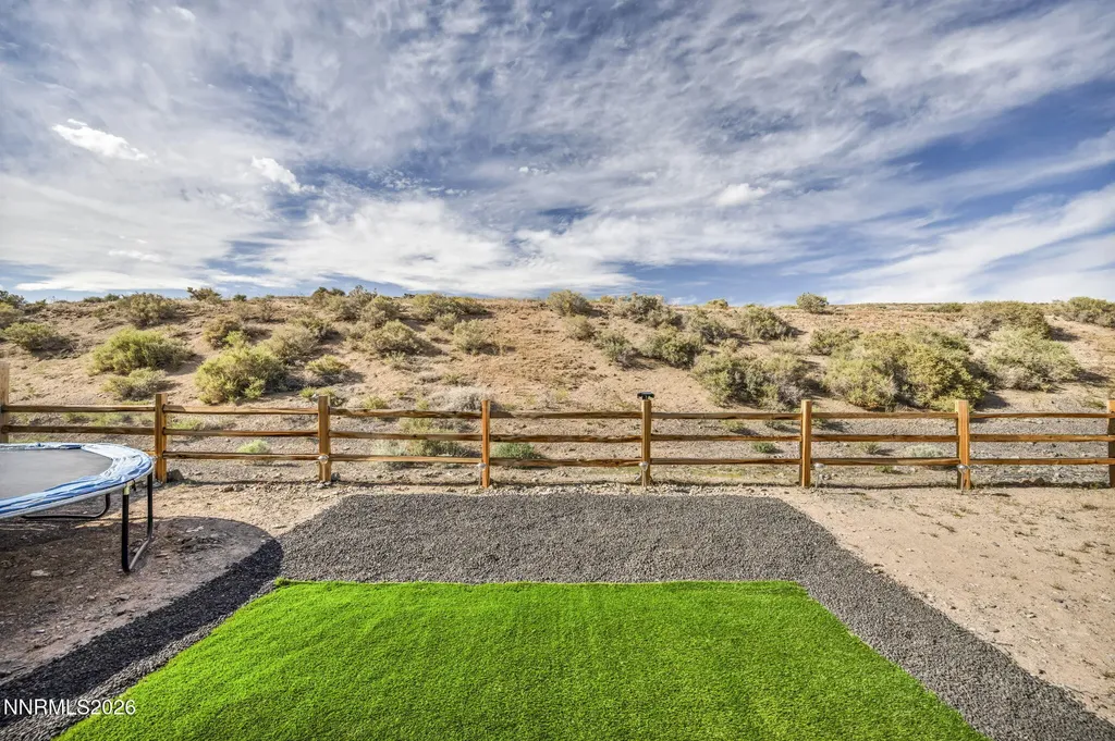 2926 Earthstone Sparks NV 89436