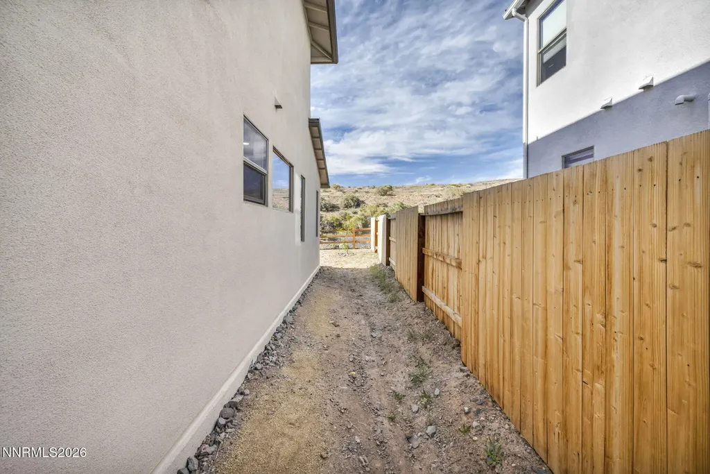 2926 Earthstone Sparks NV 89436