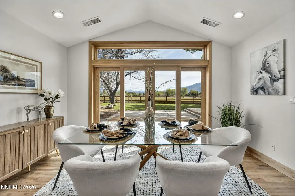1097 Meadowlark Gardnerville NV 89460