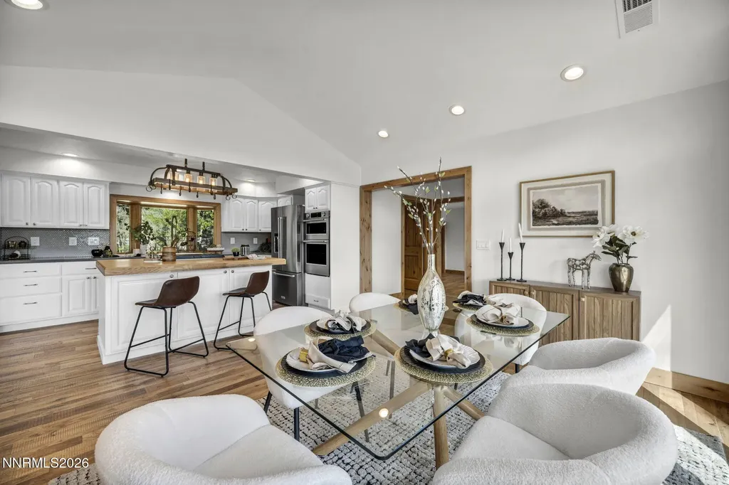 1097 Meadowlark Gardnerville NV 89460