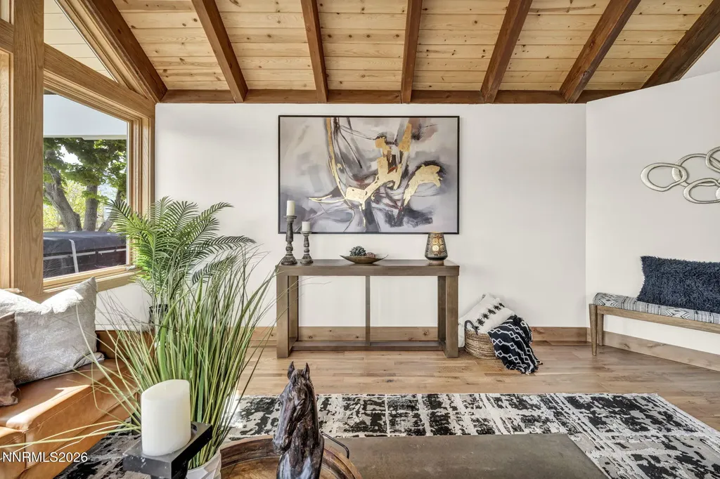 1097 Meadowlark Gardnerville NV 89460