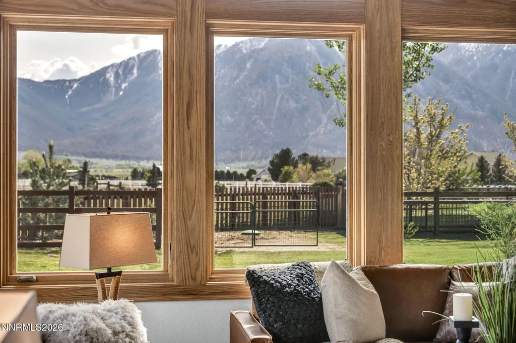 1097 Meadowlark Gardnerville NV 89460