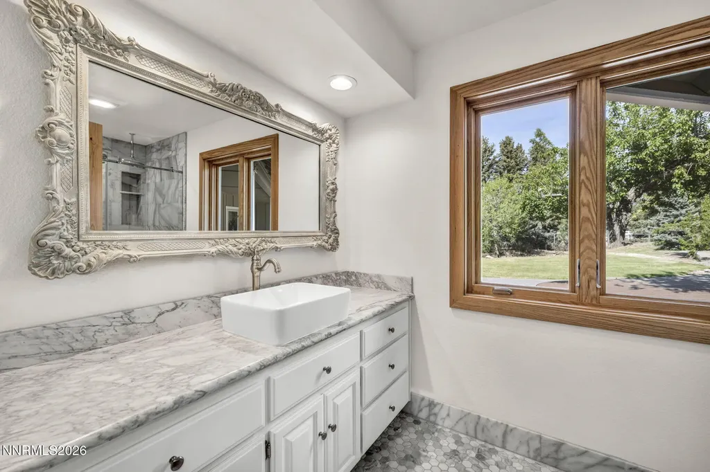 1097 Meadowlark Gardnerville NV 89460