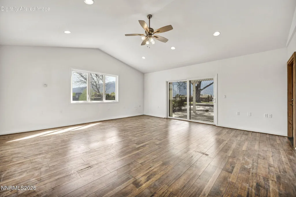 1097 Meadowlark Gardnerville NV 89460