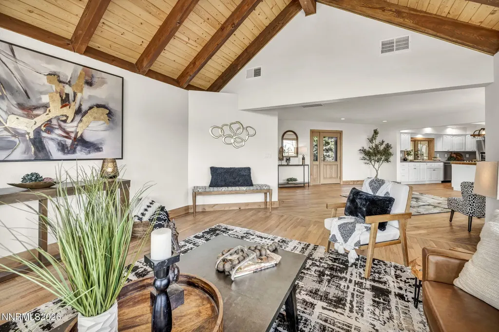 1097 Meadowlark Gardnerville NV 89460
