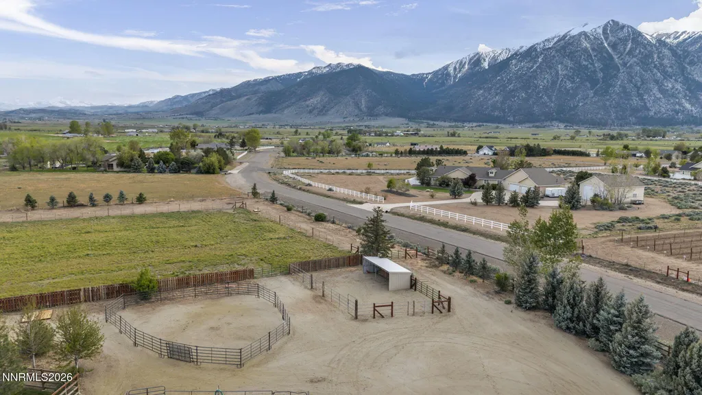 1097 Meadowlark Gardnerville NV 89460