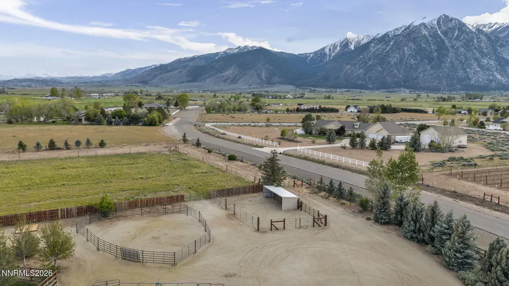1097 Meadowlark Gardnerville NV 89460