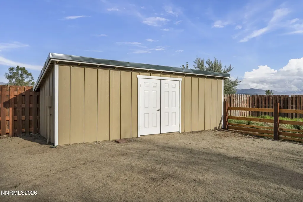 1097 Meadowlark Gardnerville NV 89460