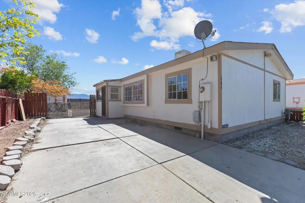 784 Chari Moundhouse NV 89706