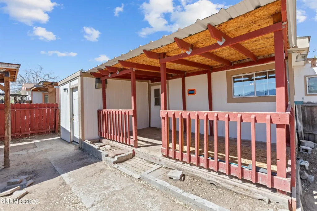 784 Chari Moundhouse NV 89706