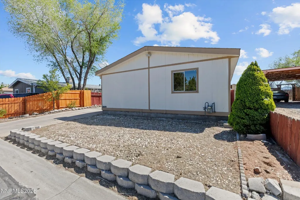 784 Chari Moundhouse NV 89706