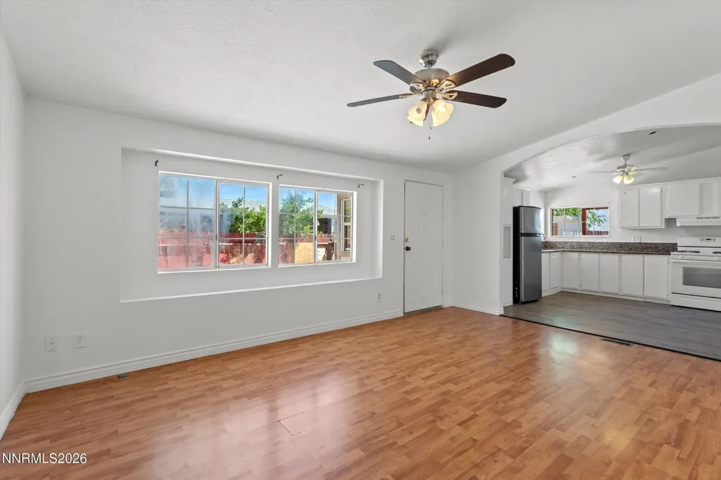 784 Chari Moundhouse NV 89706
