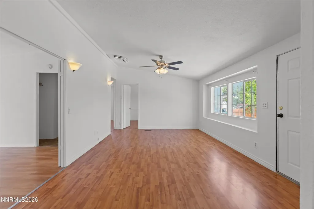 784 Chari Moundhouse NV 89706
