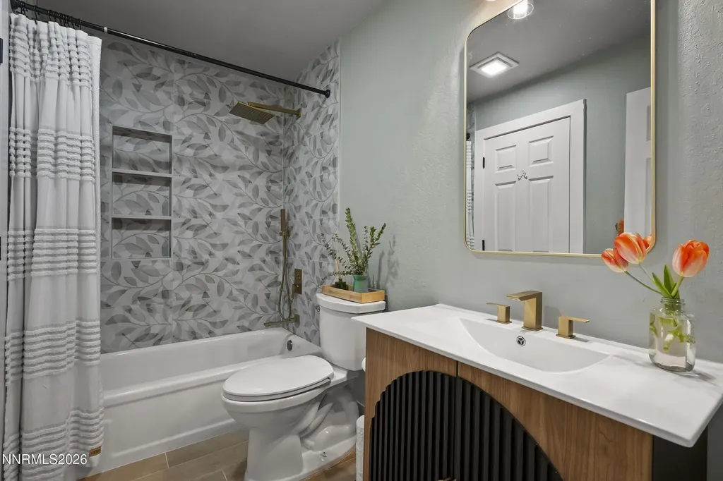807 Alder Incline Village NV 89451