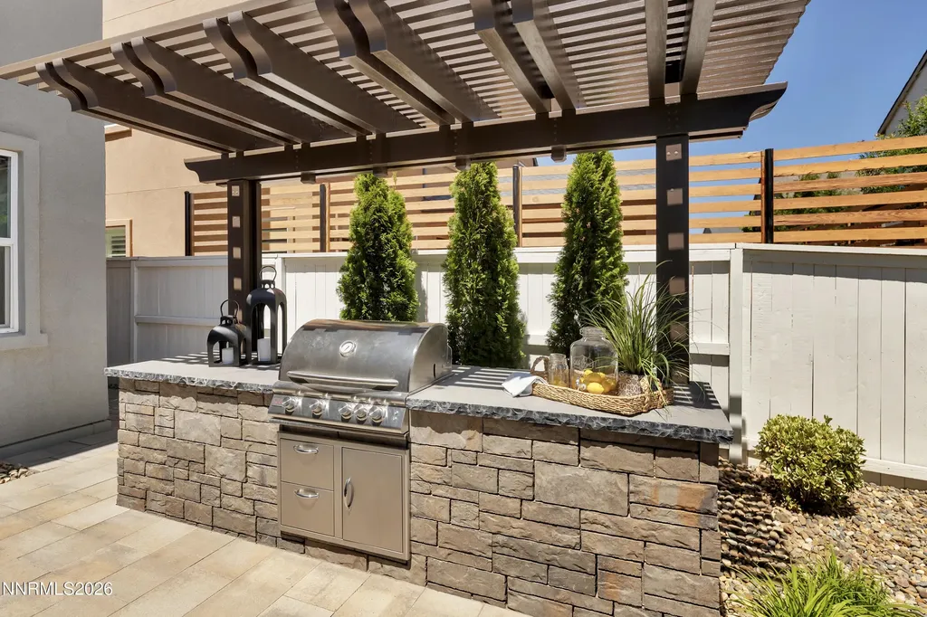 5530 Dapplegray Reno NV 89511