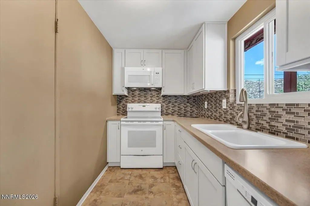 9070 Reservoir Reno NV 89506