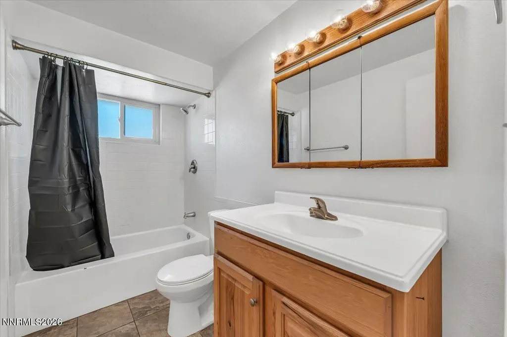 9070 Reservoir Reno NV 89506