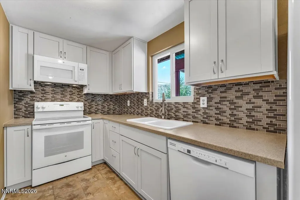 9070 Reservoir Reno NV 89506