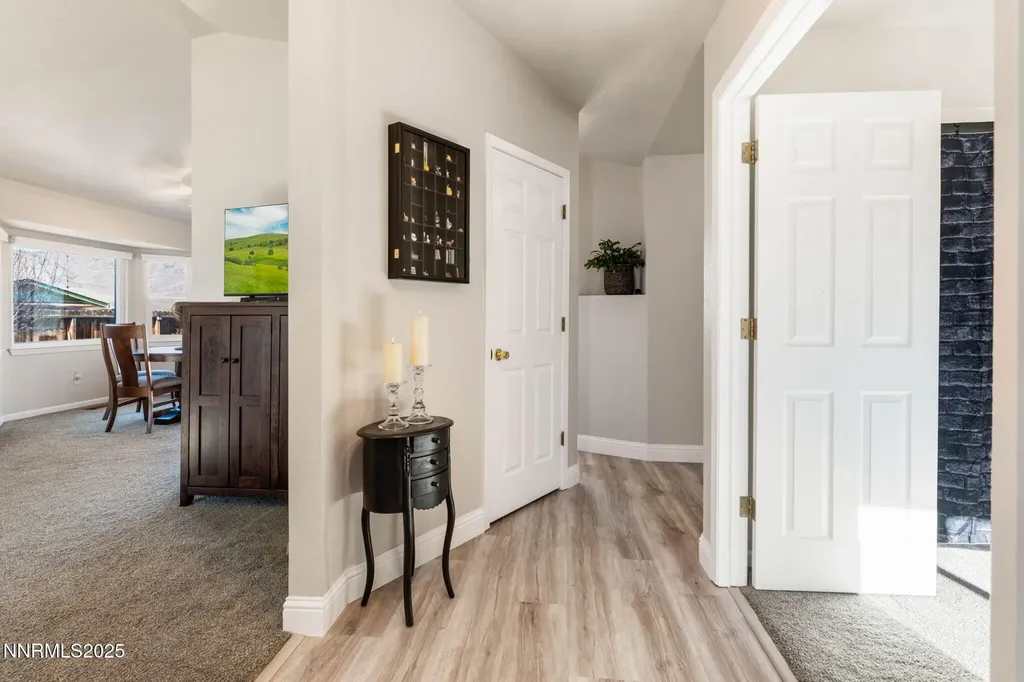 177 River Village Dayton NV 89403