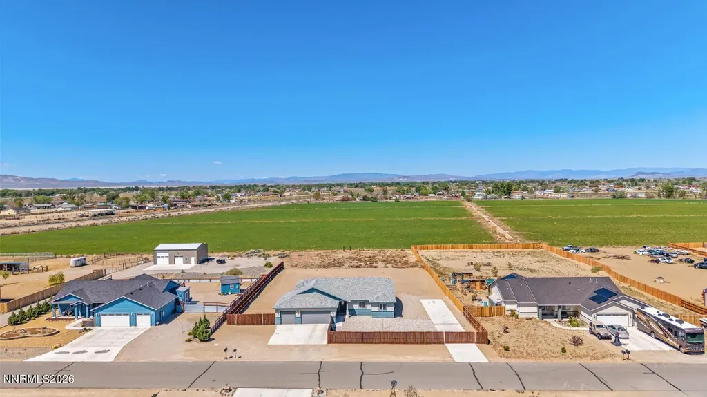 1333 Sky Ridge Fallon NV 89406