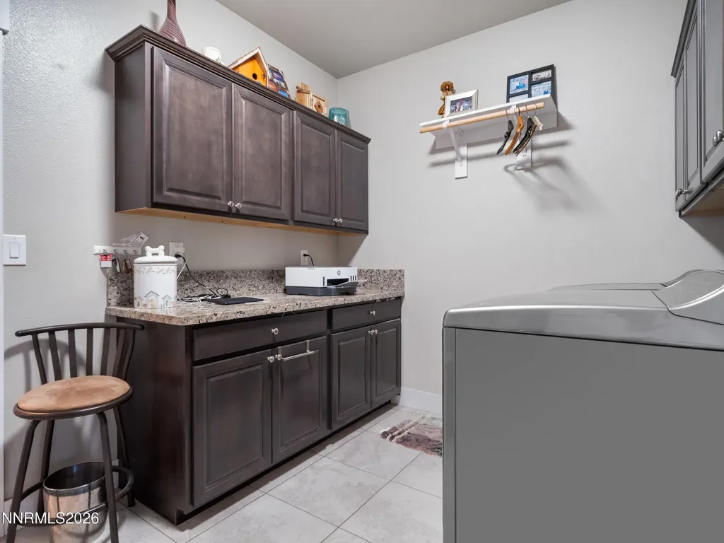 1146 Cheatgrass Dayton NV 89403