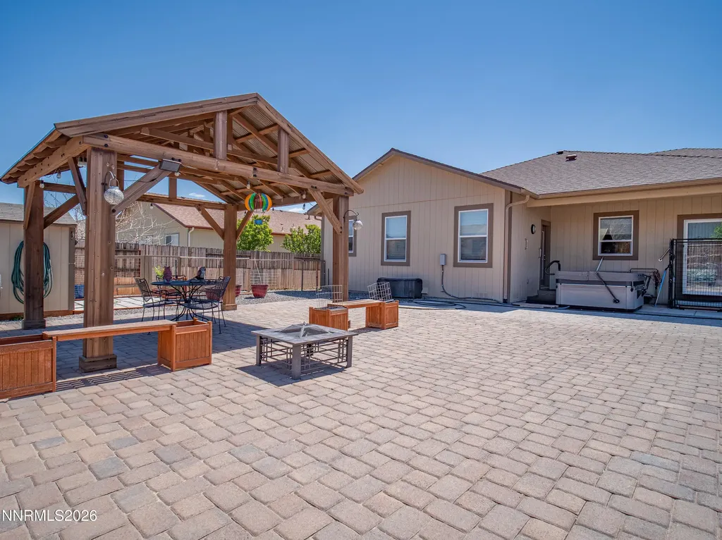 1146 Cheatgrass Dayton NV 89403