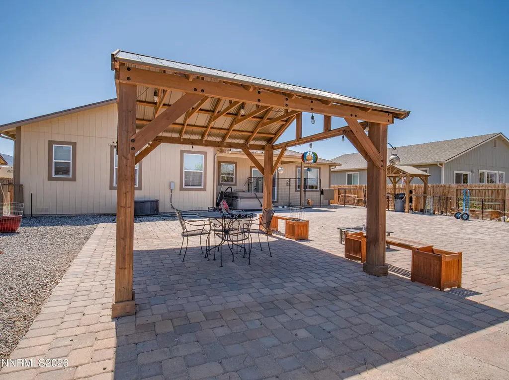 1146 Cheatgrass Dayton NV 89403