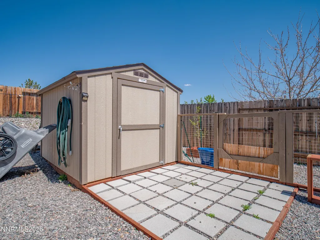 1146 Cheatgrass Dayton NV 89403