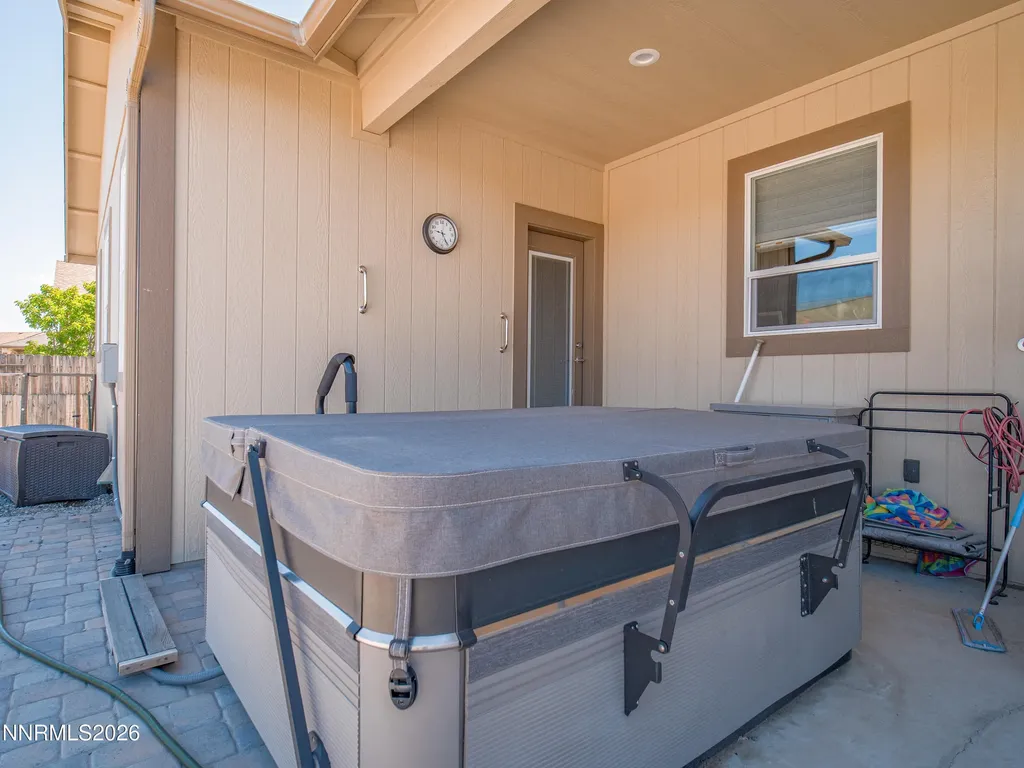 1146 Cheatgrass Dayton NV 89403