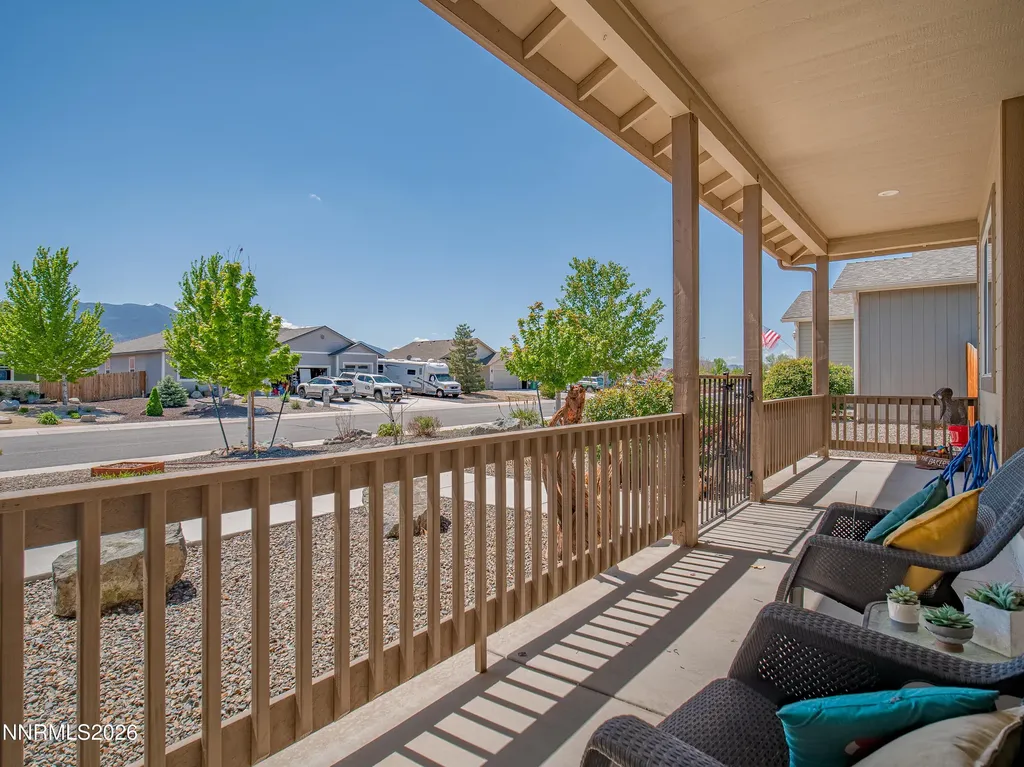 1146 Cheatgrass Dayton NV 89403