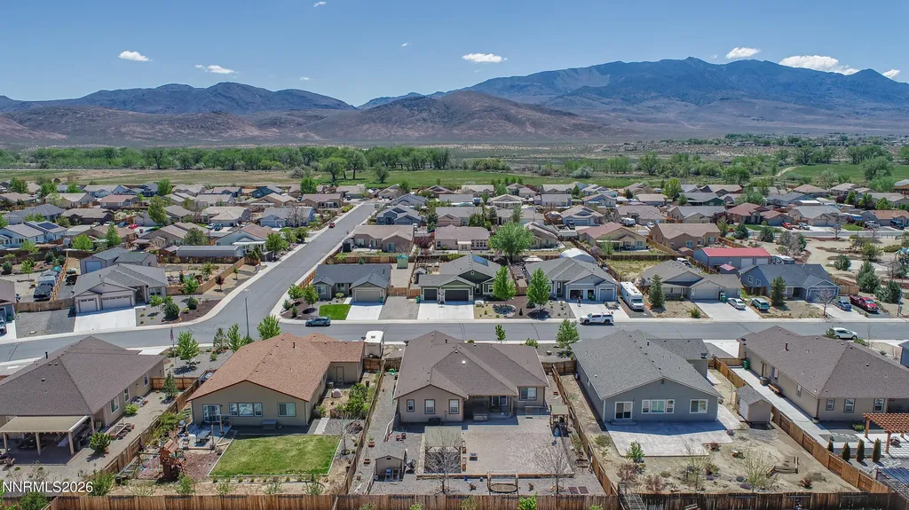 1146 Cheatgrass Dayton NV 89403