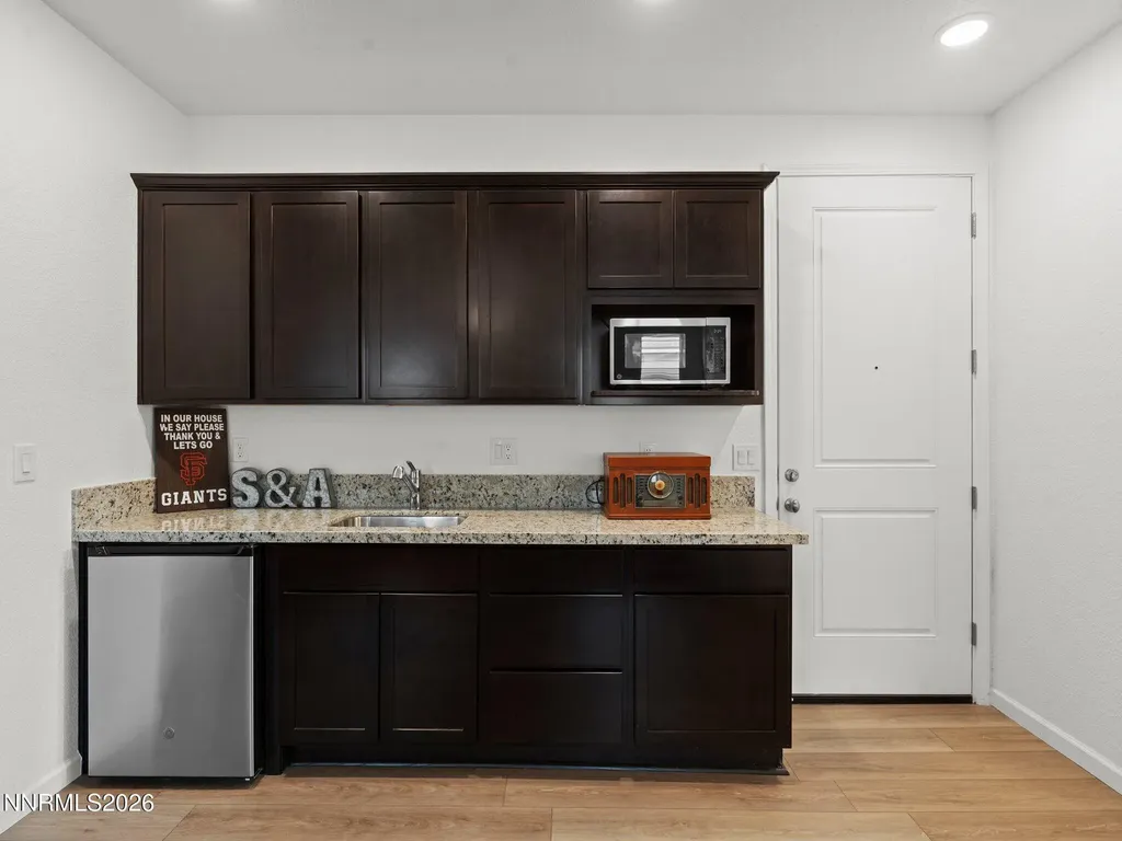 3266 Eleanor Fernley NV 89408