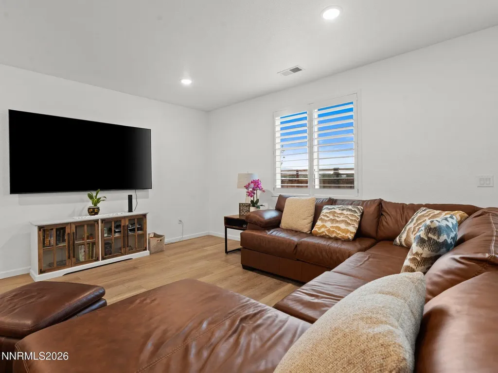 3266 Eleanor Fernley NV 89408